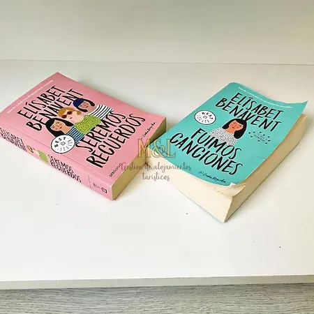 شقة V De Valeria خيخون