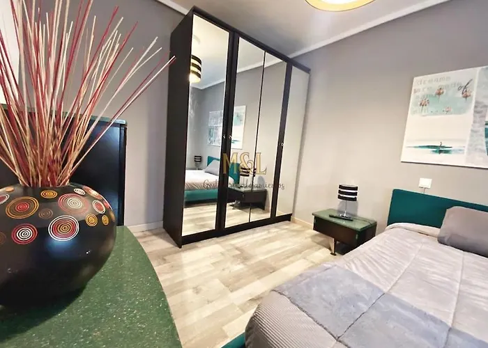 شقة V De Valeria خيخون